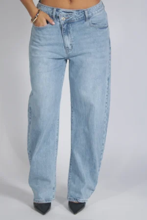 Light jeans